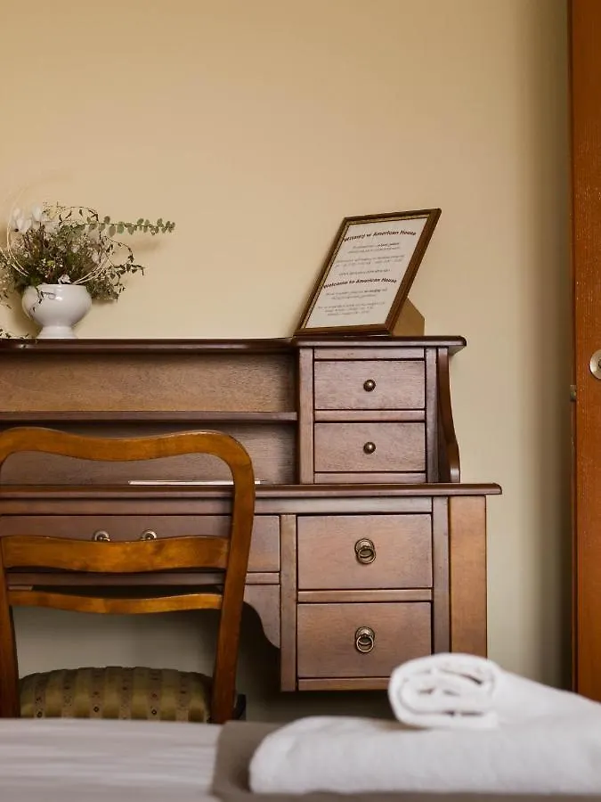 Bed & Breakfast American House Baletowa Warsaw